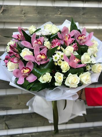 Букет цветов из: Розы и Хризантемы в Сонково