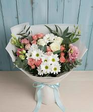 Букет цветов из:  Розы, Лизиантусы и Хризантемы в Сонково