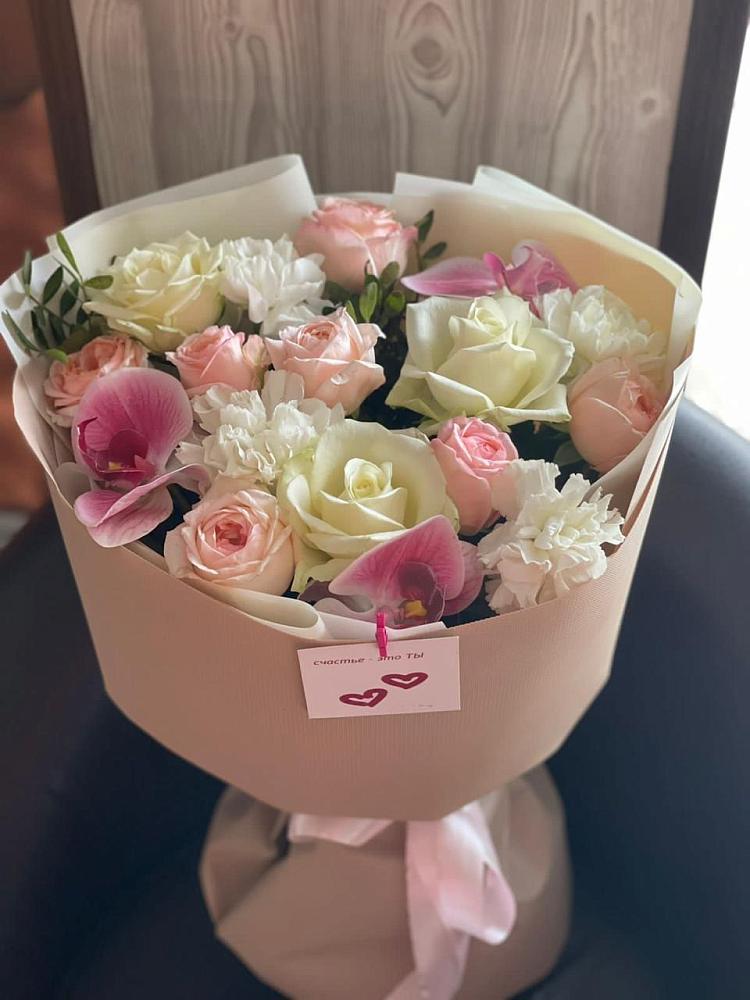 Букет цветов из: Орхидеи, Розы и Гвоздики в Сонково