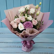 Букет цветов из:  Розы и Лизиантусы в Сонково