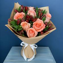 Букет цветов из:  Розы и Альстромерии в Сонково