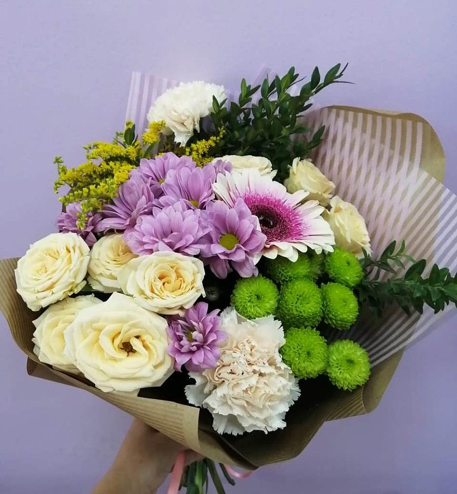 Букет цветов из: Хризантемы, Розы, Гвоздики и Герберы в Сонково