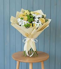 Букет цветов из:  Хризантемы и Розы в Сонково